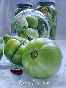 Kiseli zeleni paradajz