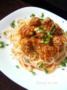 Špagete sa ćuftama