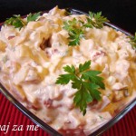 Salata sa pečenim paprikama